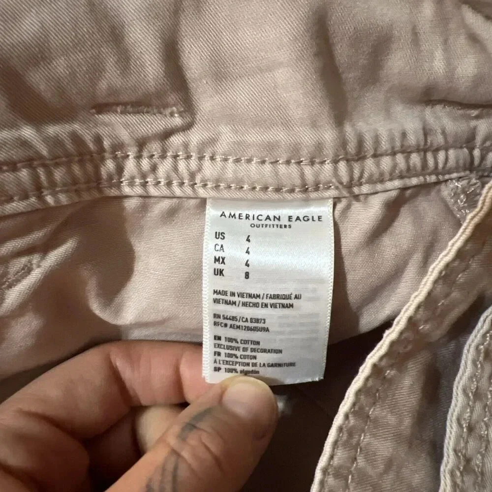 Y2K American Eagle Womens Mid Rise Midi Stretch Khaki Tan Shorts Size 4‎ Safari